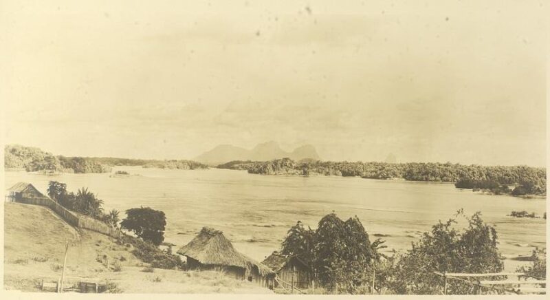 Porto de São Gabriel da Cachoeira, década de 1920. Arquivo Nacional.